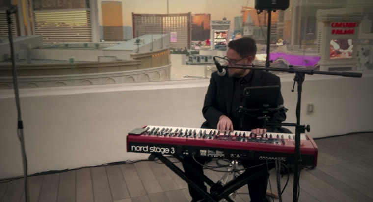 Piano & Vocals